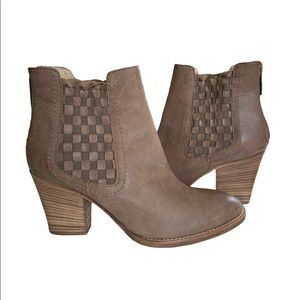 Aquatalia Leather Boots